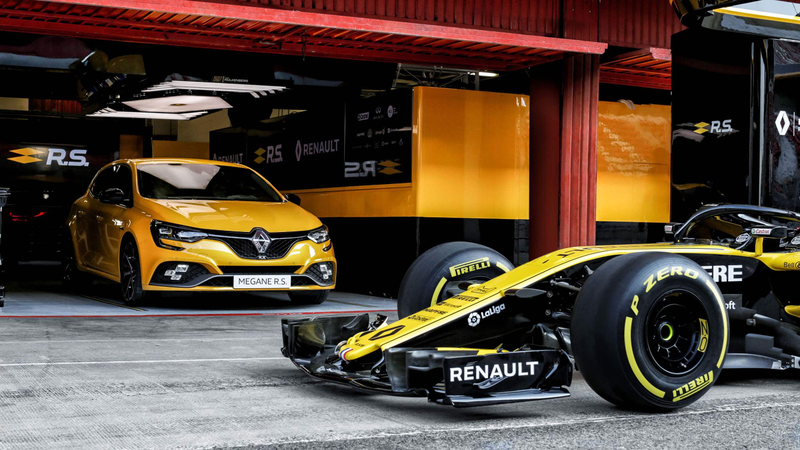 Illustration for article titled The 2019 Renault Megane RS Trophy Could Be Le Civic Type R Killer